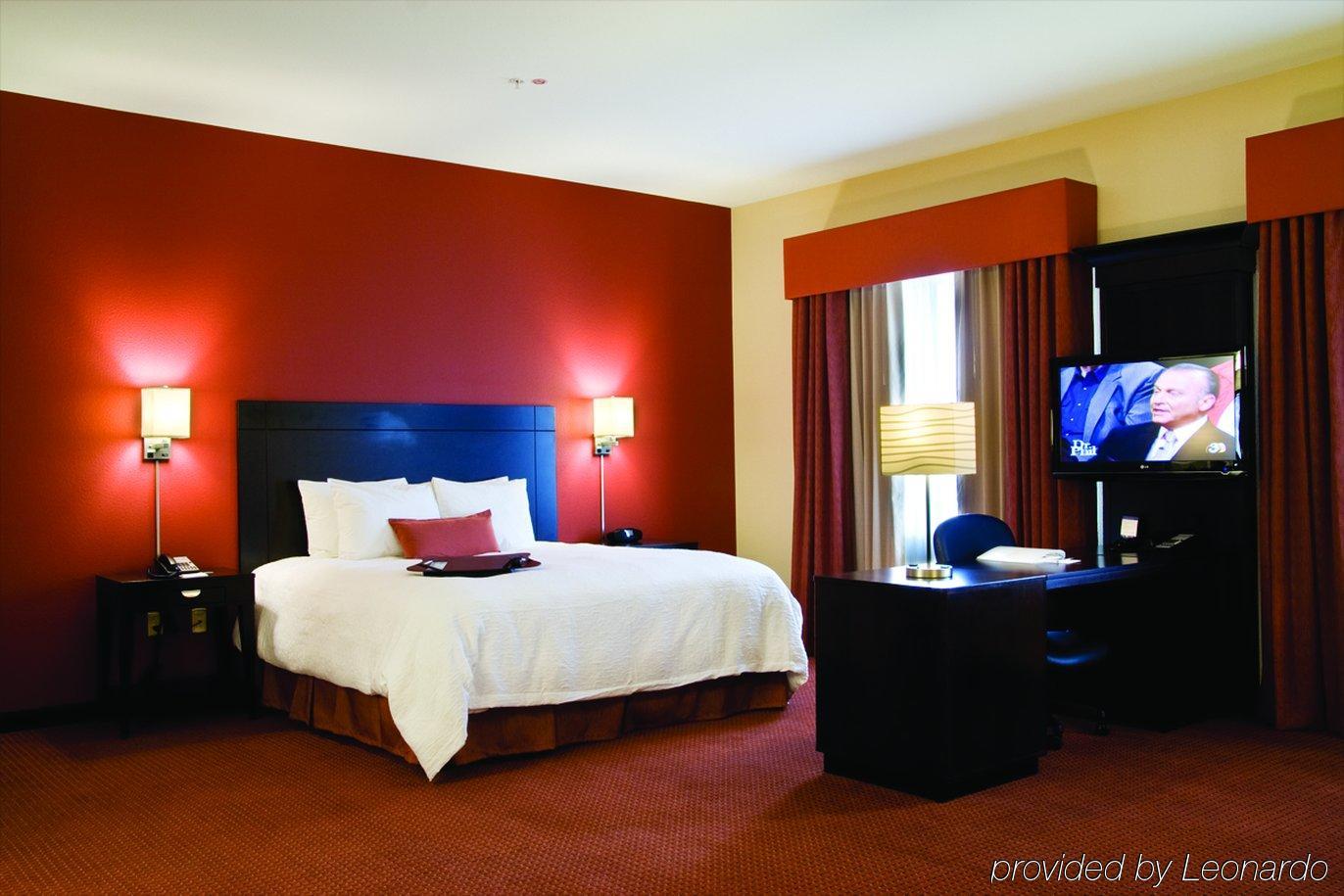 Hampton Inn & Suites Phoenix Chandler Fashion Center Pokoj fotografie